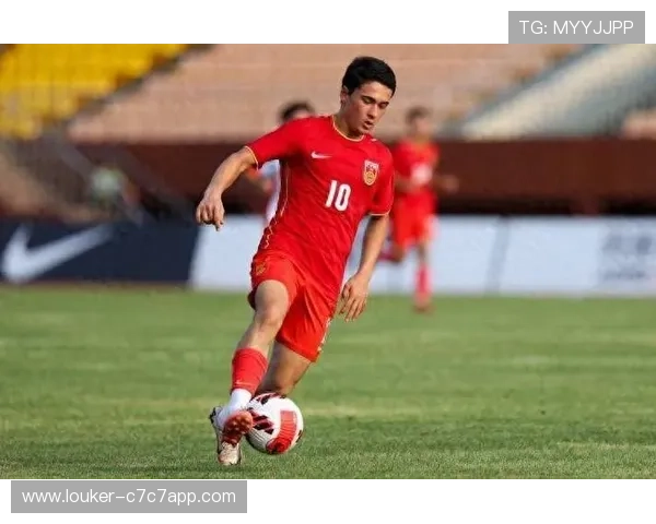 8月出生的足球天才盘点：这些球星的生日背后有哪些精彩故事